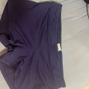 Kona Sol coverage shortie shorts